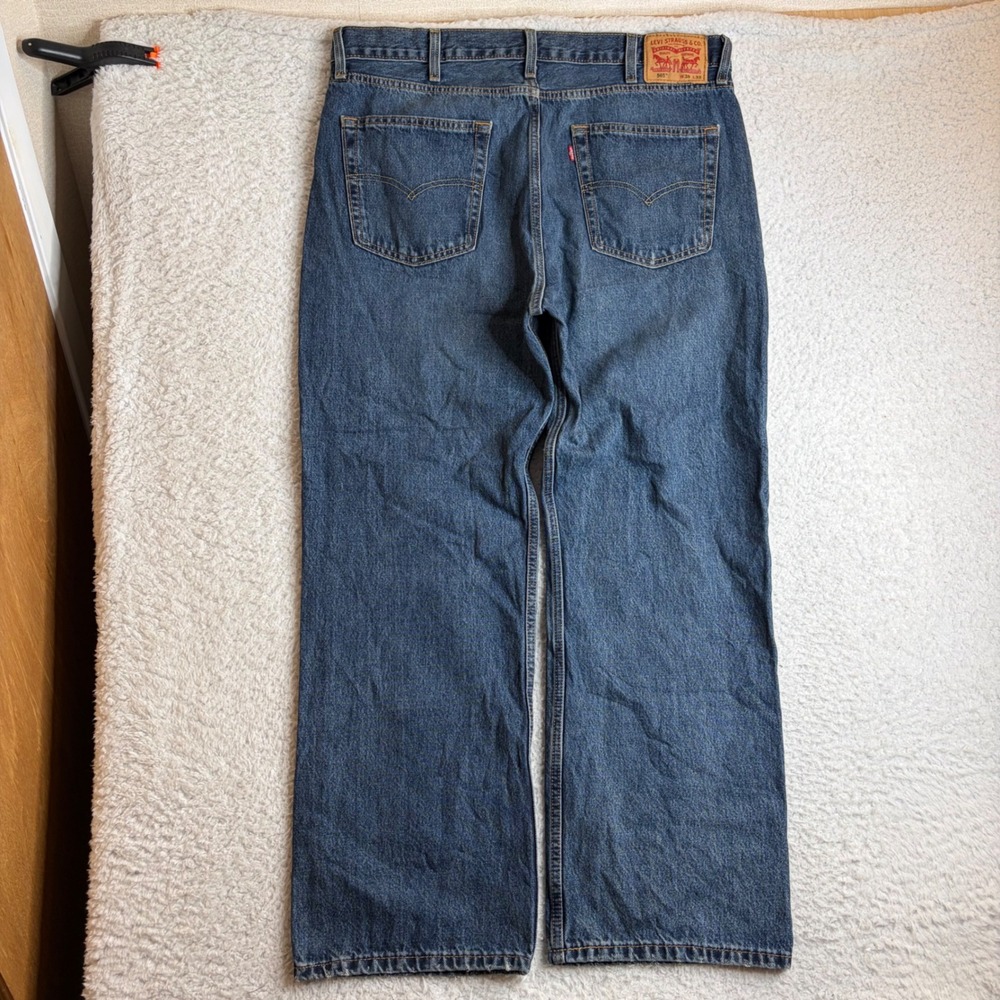 Levis 565 Loose Fit Wide Leg Blue Denim Jeans Mens 38x32 (30) Medium Wash Cotton